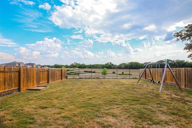 Building Photo - 217 Star Spangled Dr