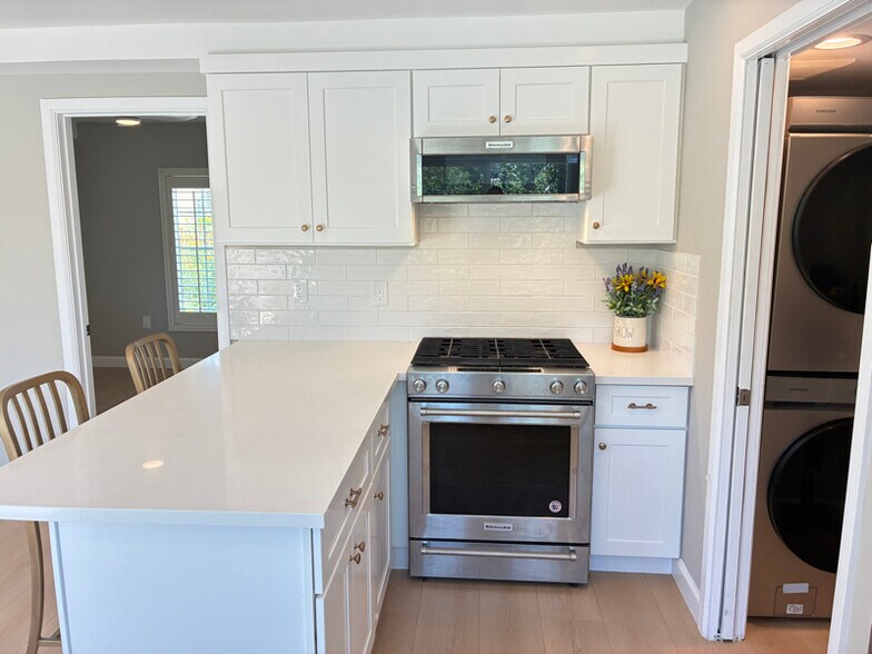 Building Photo - 2 Firecrest Ln