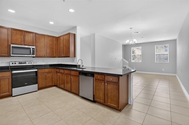 Building Photo - 1036 SW 147th Ave