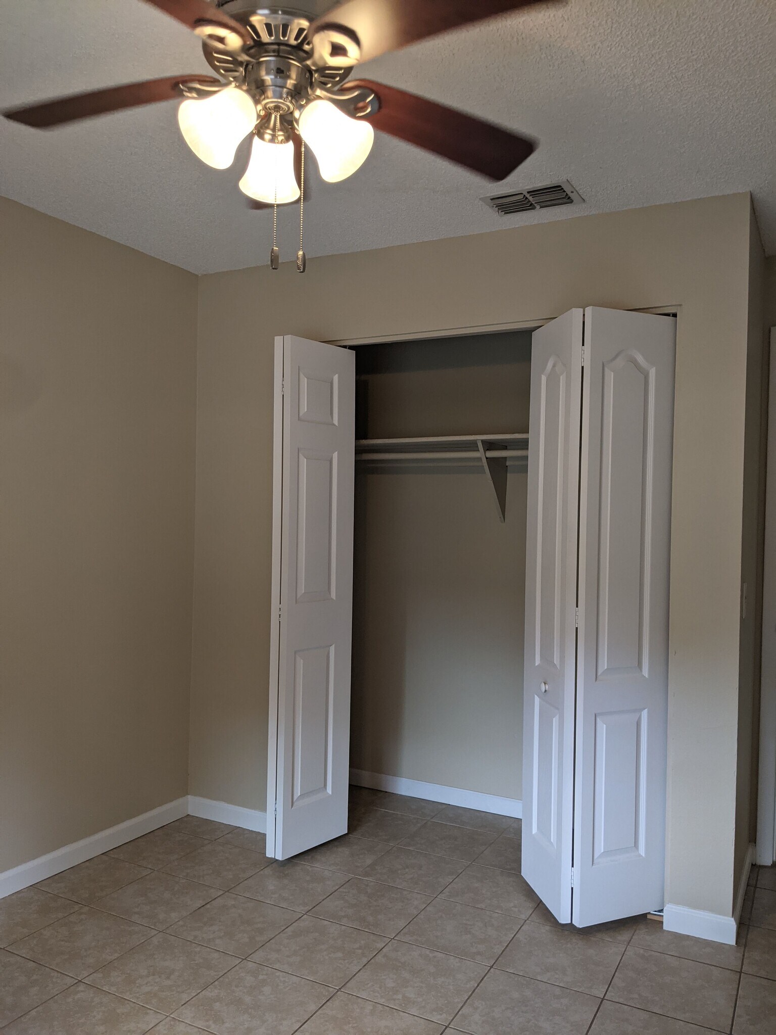 2nd Bedroom - 2231 Ascot Ct