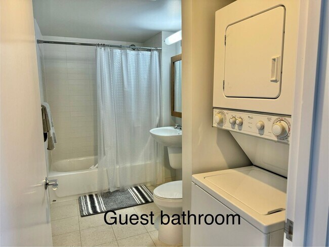 Building Photo - Pacifica Honolulu, 2 bdrm, 2 bath, 2 covered parking, just below the Penthouse