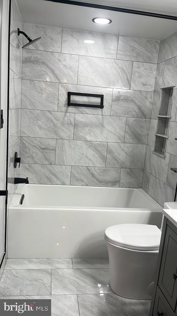 Building Photo - 4808 Moorland Ln