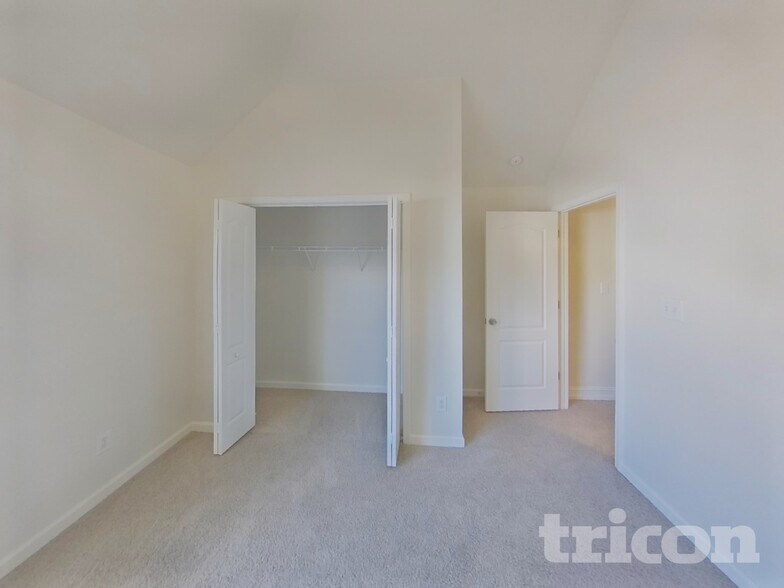 Building Photo - 12334 Manson Glass Ct