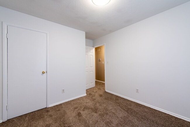 Building Photo - Awesome Home!!!