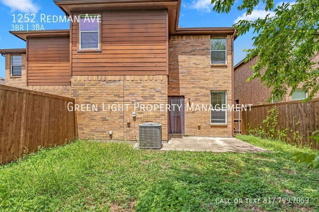 Building Photo - 1252 Redman Ave