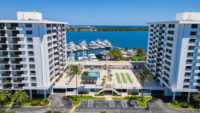Building Photo - 1208 Marine 901 Way