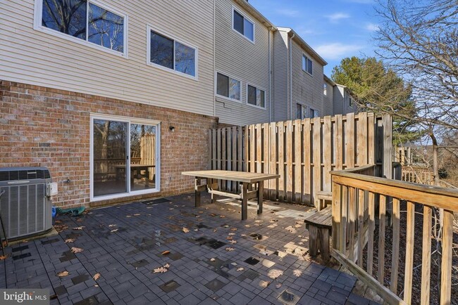 Building Photo - 41 Jones Falls Terrace