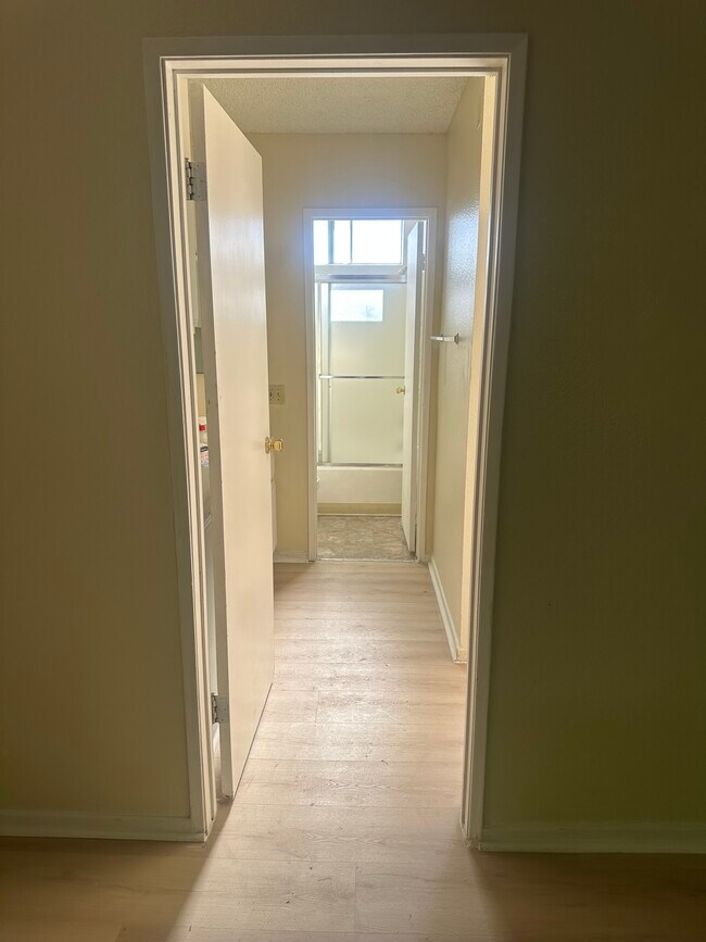 Building Photo - 15524 Sherman Way