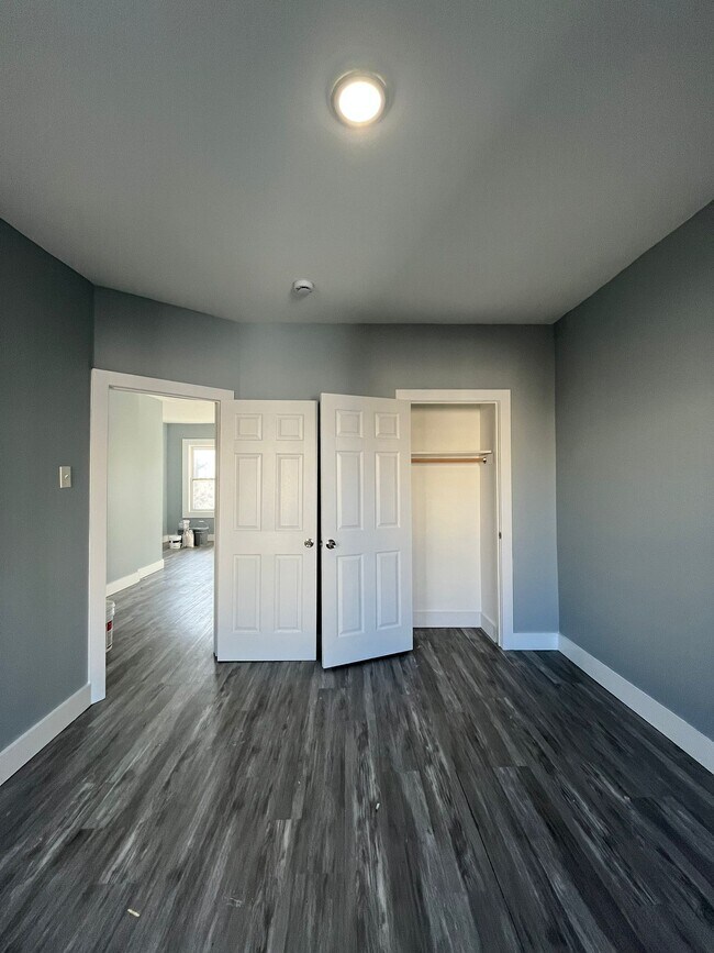 Building Photo - 170 Fulton Ave