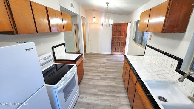 Building Photo - 5532 Keystone Dr S