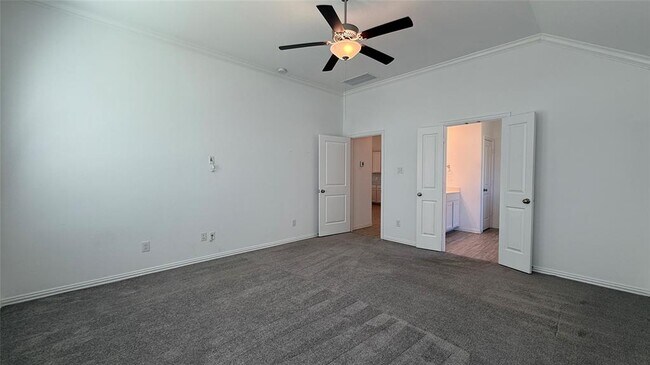 Building Photo - 13018 Hydeland Dr