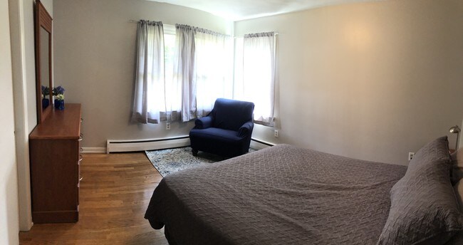 Bedroom 2 - 1380 Sand Hill Rd