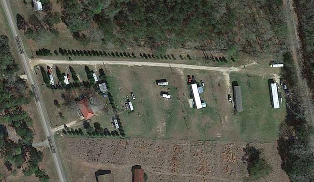 Primary Photo - Mobile Home / RV Park