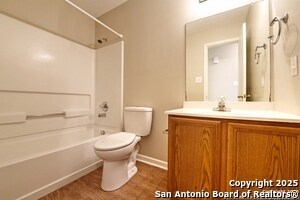 Building Photo - 10727 N Shaenridge