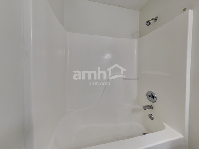 Building Photo - 421 Chemistry Cir