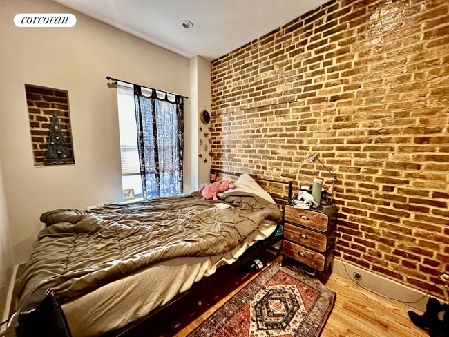 Building Photo - 57 Halsey St
