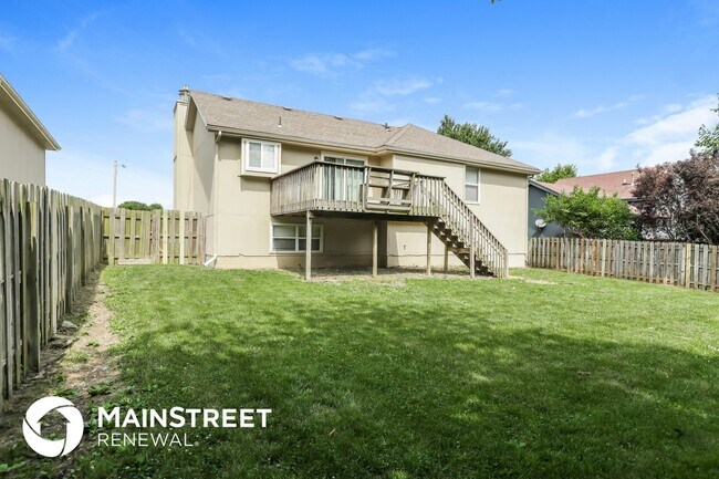 Building Photo - 215 Apple Blossom Ln