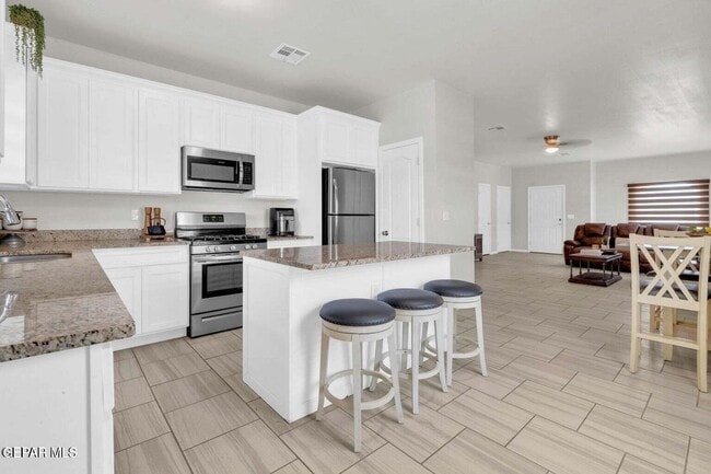 Building Photo - 12017 Cotton Cloud Wy