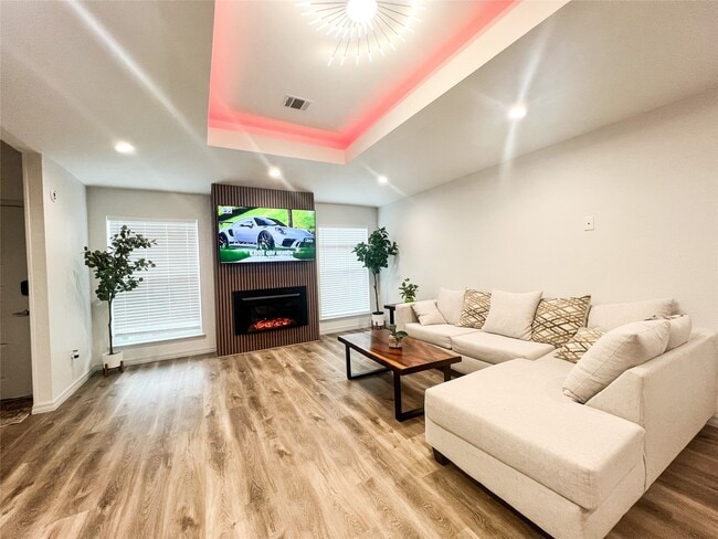 Building Photo - 11507 Willwood Dr