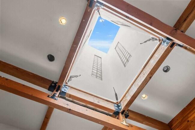 Building Photo - 84 Arcturus Dr