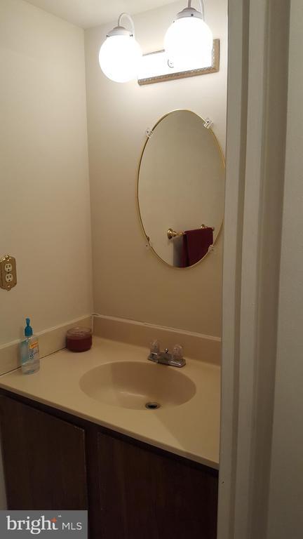 Building Photo - 10699 Spring Oak Ct
