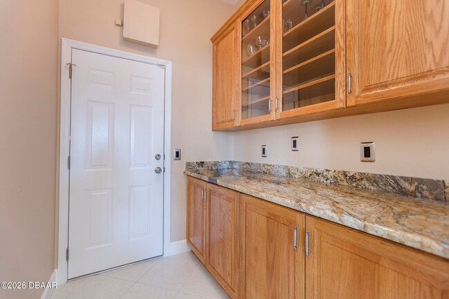 Building Photo - 6391 Nika Ct