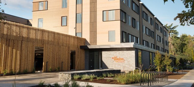 Building Photo - The Union - Historical Access