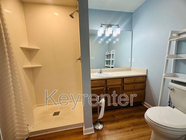 Building Photo - 253 Dumplin Ln