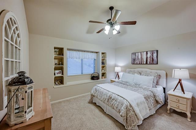 Building Photo - 3120 Pampa