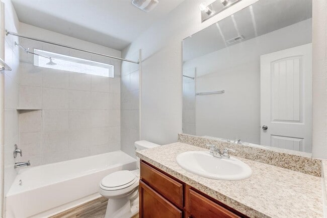 Building Photo - 5842 Adelaide River Dr
