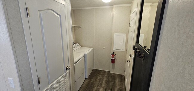 Building Photo - 283 Mulberry