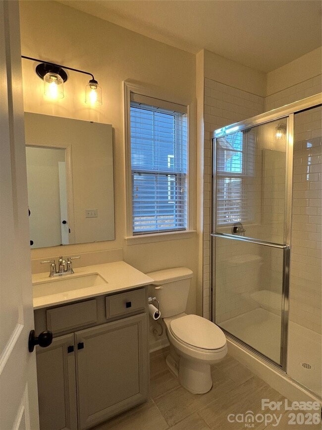 Building Photo - 5016 Britannia Blvd