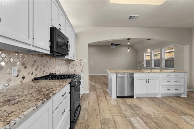 Building Photo - 8306 Hampton Bay Drive