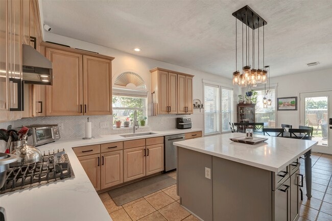 Building Photo - 6919 S Gold River Cir