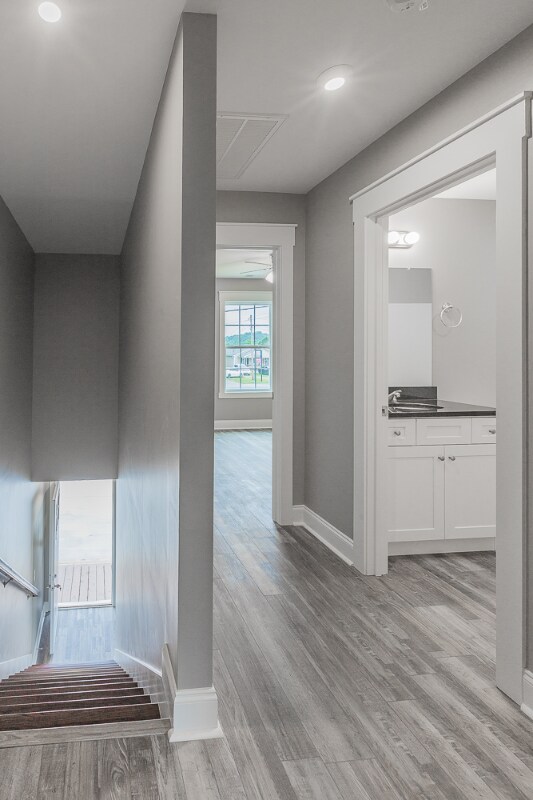 Building Photo - 3306 Chattanooga Rd