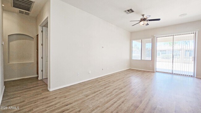 Building Photo - 13588 W Alvarado Dr