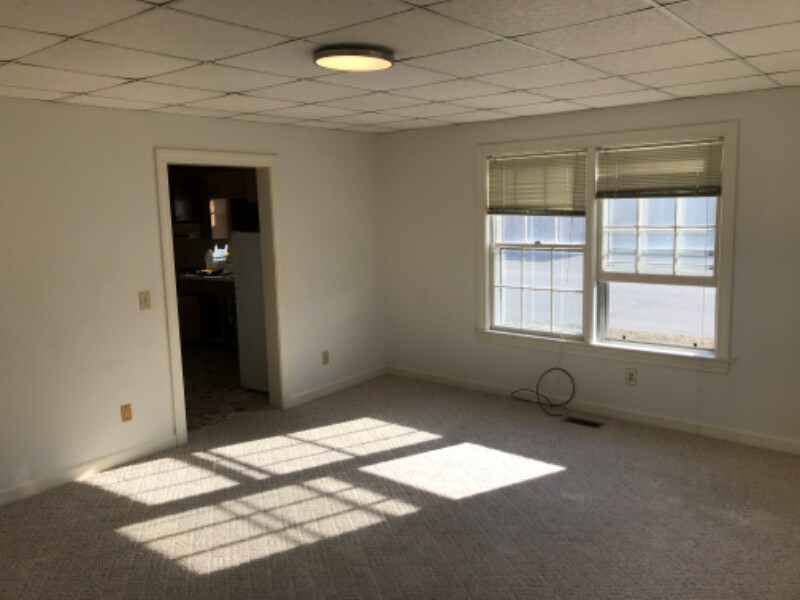 Building Photo - 400 W Edgerton St