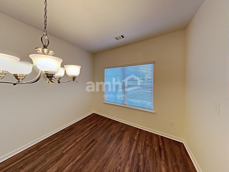 Building Photo - 93 Shelby Ct