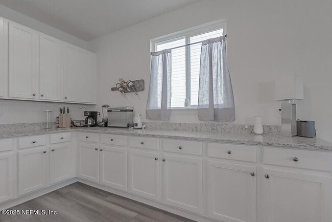 Building Photo - 12933 Logans Walk Ln