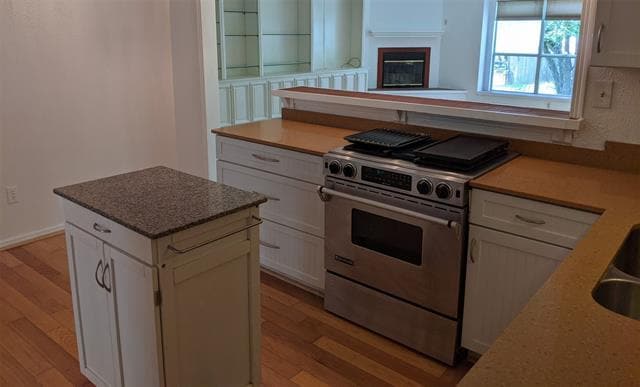 Building Photo - 7472 Love Cir