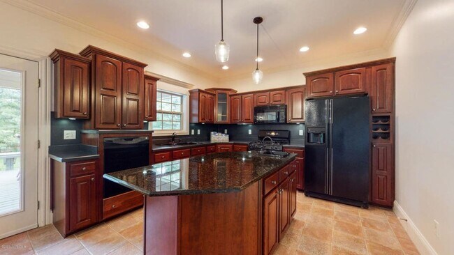 Building Photo - 7703 Wolfpen Ridge Dr