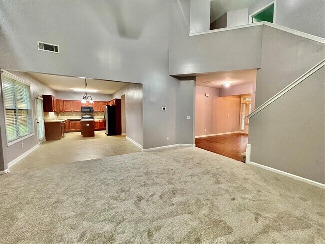 Building Photo - 1720 Rutland Pass Dr SE