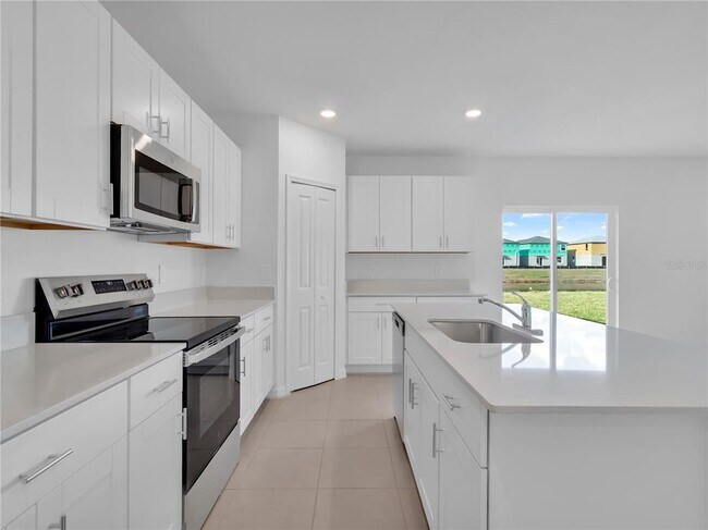 Building Photo - 5771 Red Kite Dr