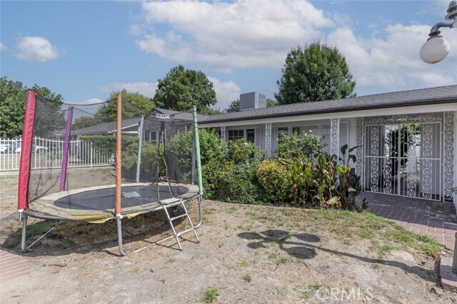 Building Photo - 7856 Paso Robles Ave