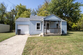 Building Photo - Charming 2 Bedroom Home in North Columbia