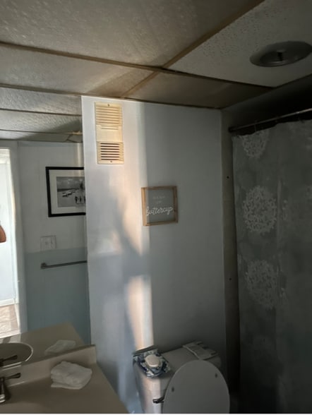 Building Photo - 500 Executive Center Dr