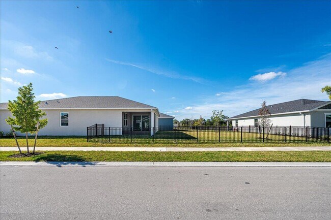 Building Photo - 11247 Barnstead Wy