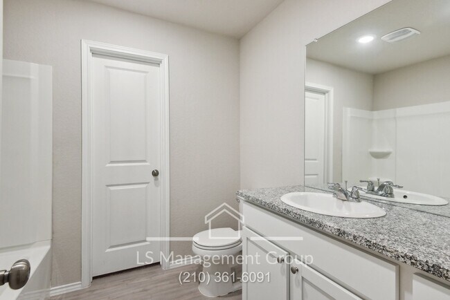 Building Photo - 10546 Varmus Dr
