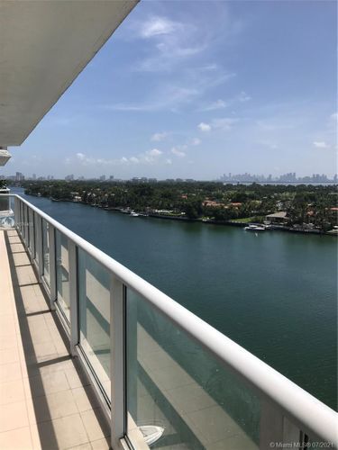 Building Photo - 5900 Collins Ave