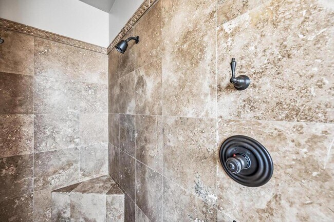 Building Photo - 3510 W Bohl St